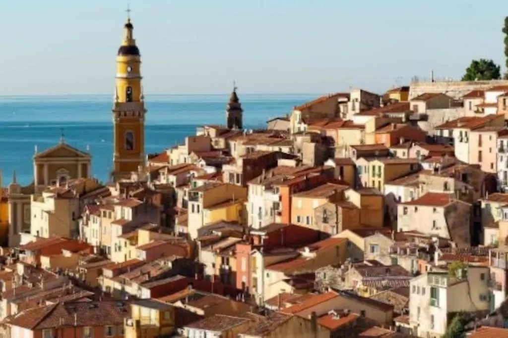Magnifique T2 Proche Mer Et Ville Refait A Neuf Avec Terrasse Menton